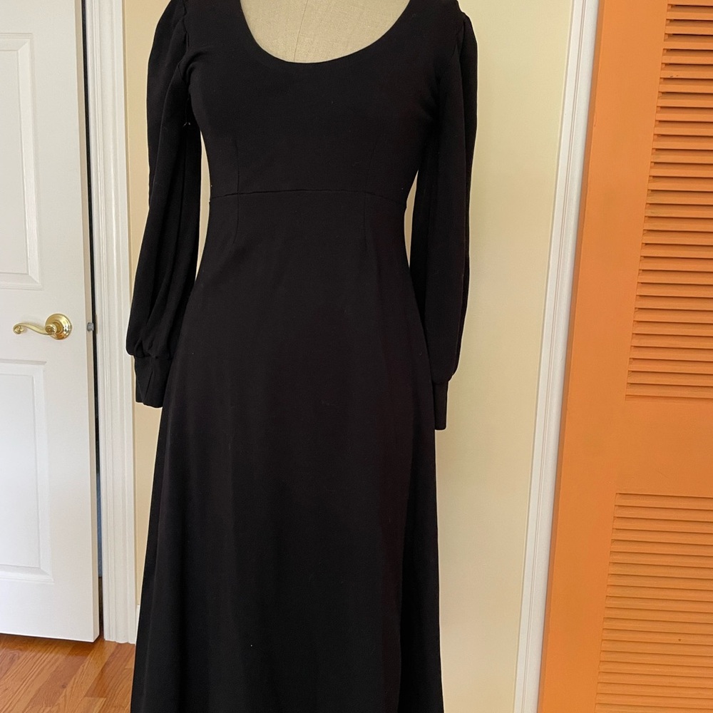 Elegant Black Long Sleeve Dress